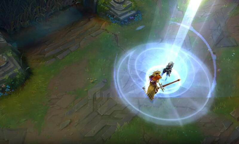 R - Trăng Mờ R - Trăng Mờ